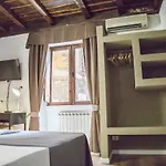Do-Do Navona Suites